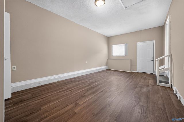 3220 Delia Lane NW, Huntsville, AL 35810