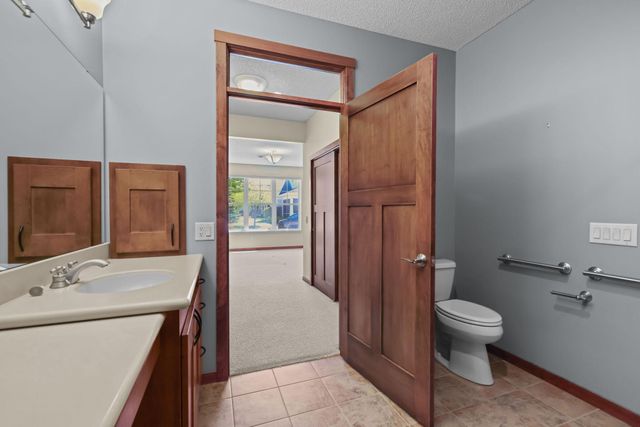 3914 Roosevelt Street NE, Saint Anthony, MN 55421
