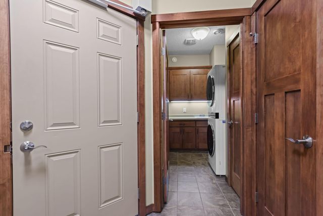 3914 Roosevelt Street NE, Saint Anthony, MN 55421