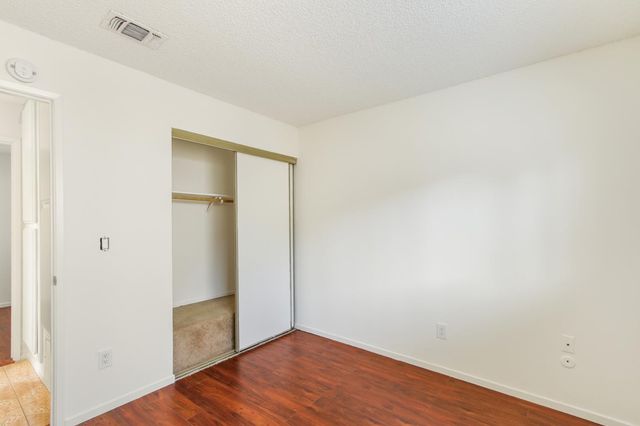 1370 Old West Dr, Sacramento, CA 95834