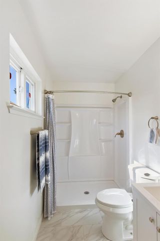 1370 Old West Dr, Sacramento, CA 95834