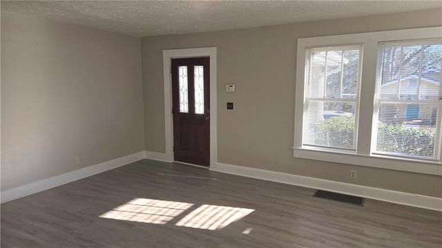 615 Dyer Street, Gainesville, GA 30501