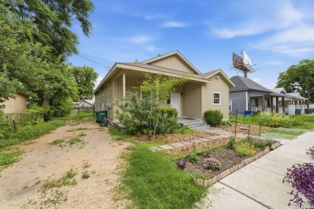 210 CADWALLADER ST, San Antonio, TX 78212