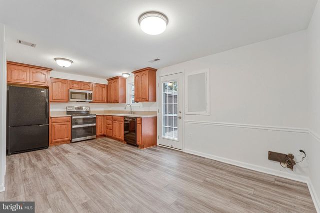 16 DULANY CT, Sterling, VA 20165