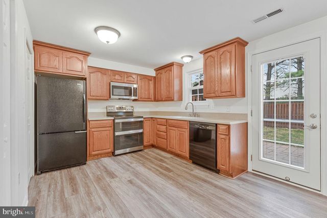 16 DULANY CT, Sterling, VA 20165