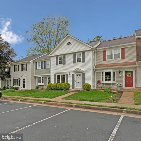 16 DULANY CT, Sterling, VA 20165