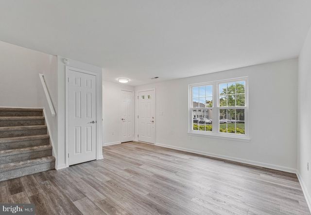 16 DULANY CT, Sterling, VA 20165