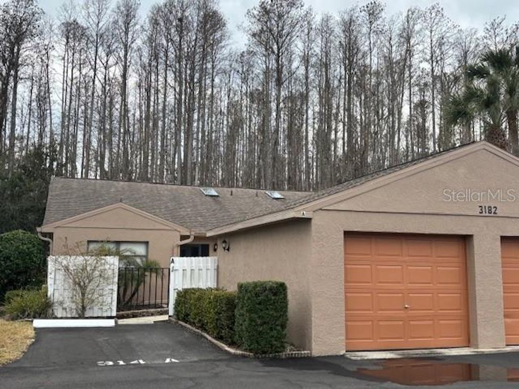 3182 CHARTER CLUB DRIVE A, Tarpon Springs, FL 34688
