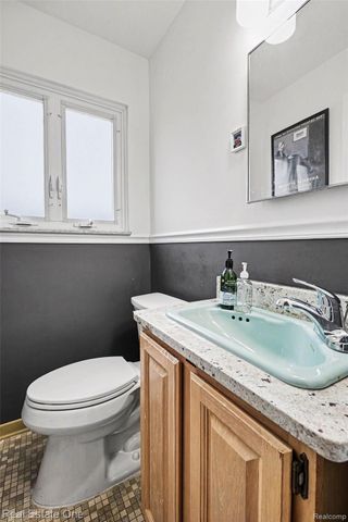 36424 Clifford Drive, Sterling Heights, MI 48312