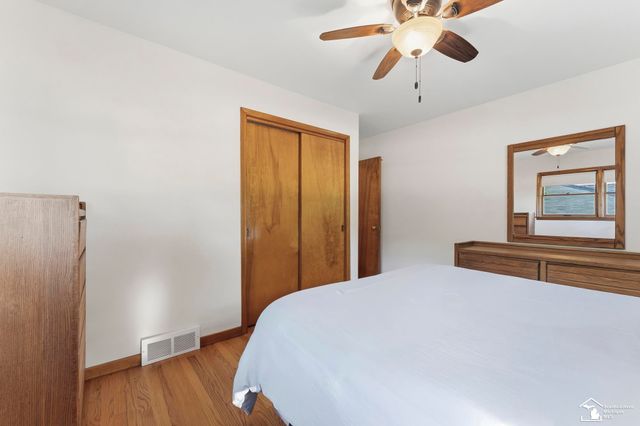 16022 Kennebec Street, Southgate, MI 48195