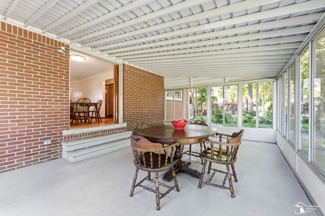 16022 Kennebec Street, Southgate, MI 48195