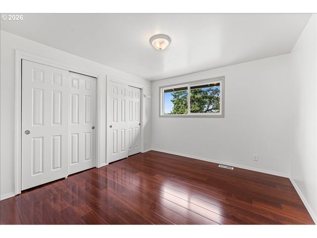6425 Se HULL Ave, Milwaukie, OR 97267