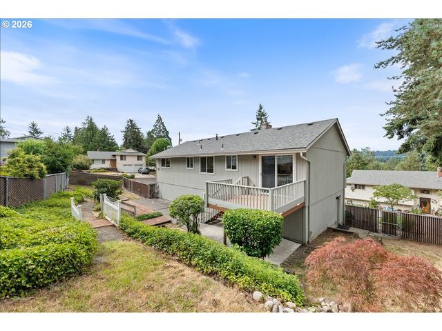 6425 Se HULL Ave, Milwaukie, OR 97267