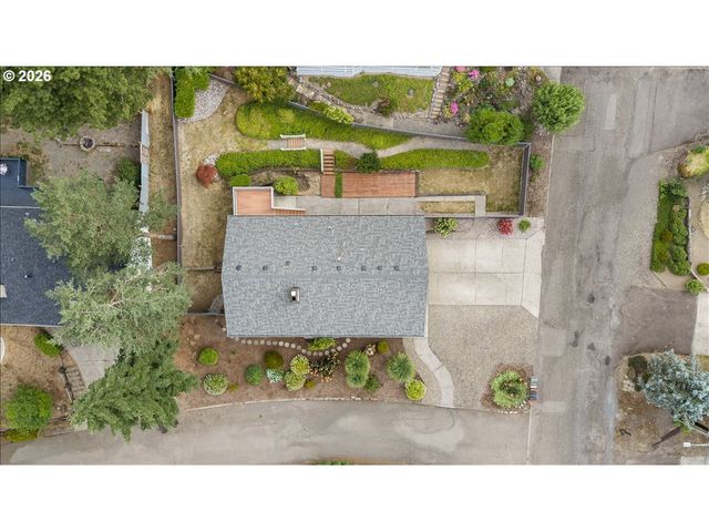 6425 Se HULL Ave, Milwaukie, OR 97267