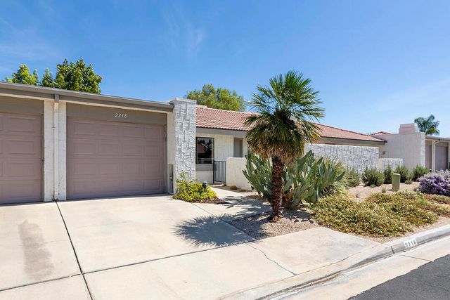 2218 N Sunshine Circle, Palm Springs, CA 92264