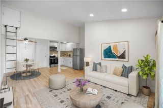 21801 Roscoe 206, Canoga Park, CA 91304