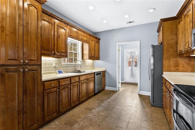 132 Hidden Creek Circle, Lizella, GA 31052