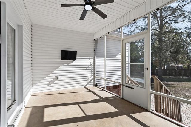 132 Hidden Creek Circle, Lizella, GA 31052