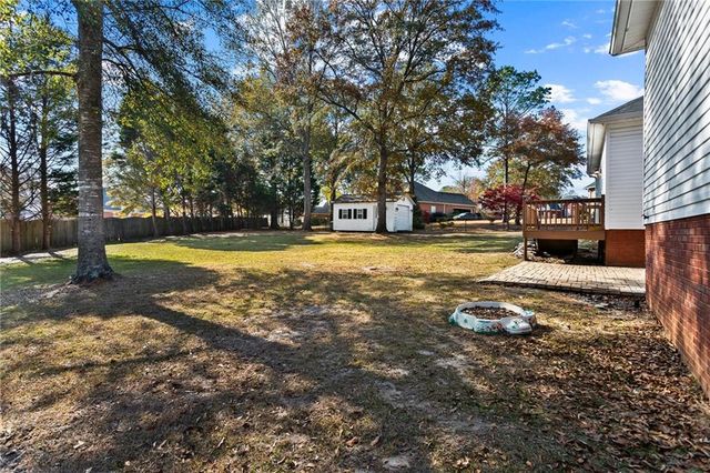 132 Hidden Creek Circle, Lizella, GA 31052