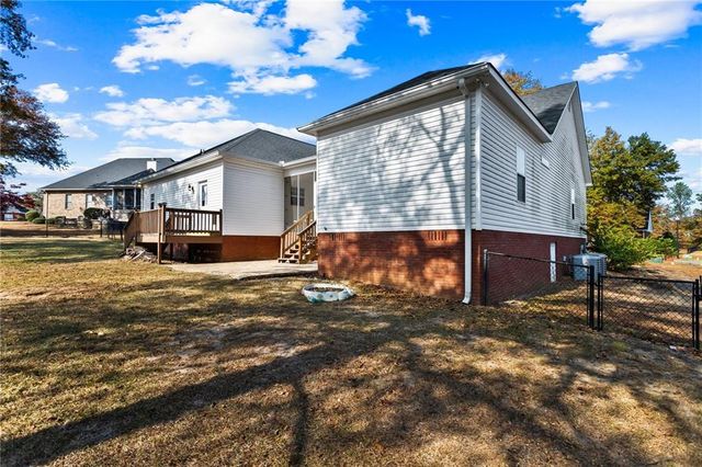 132 Hidden Creek Circle, Lizella, GA 31052