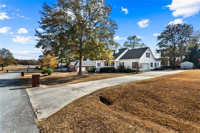 132 Hidden Creek Circle, Lizella, GA 31052