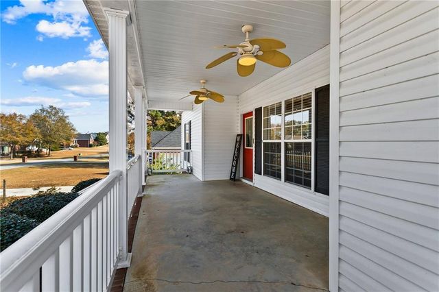 132 Hidden Creek Circle, Lizella, GA 31052