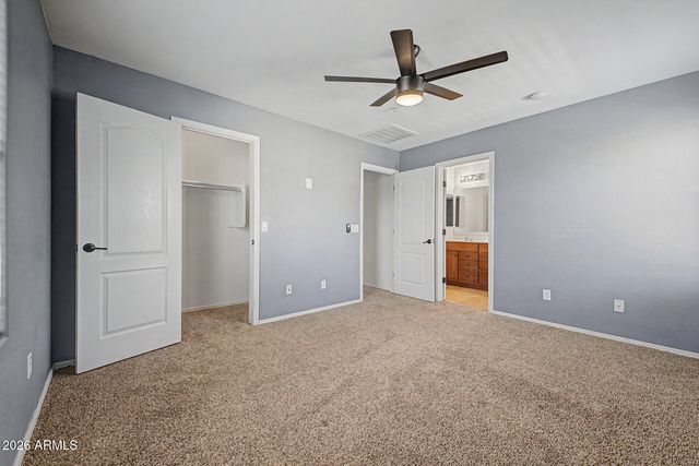 2954 E DONNER Drive, Phoenix, AZ 85042