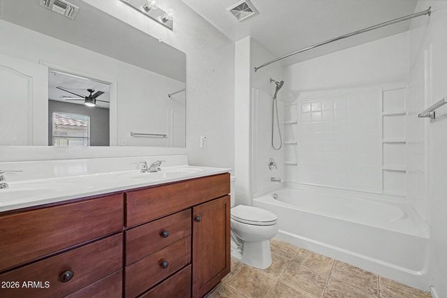 2954 E DONNER Drive, Phoenix, AZ 85042