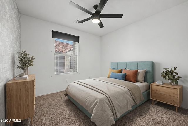 2954 E DONNER Drive, Phoenix, AZ 85042