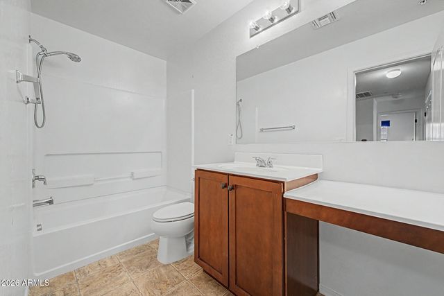 2954 E DONNER Drive, Phoenix, AZ 85042