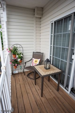 7 Cummington Ln, Raritan Twp., NJ 08822