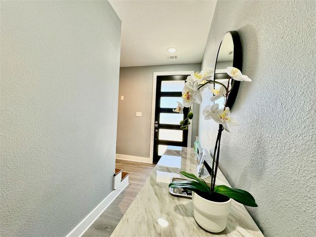 1914 Blodgett Street C, Houston, TX 77004