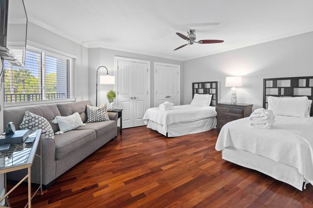 9002 Palmetto Drive 119, Isle Of Palms, SC 29451