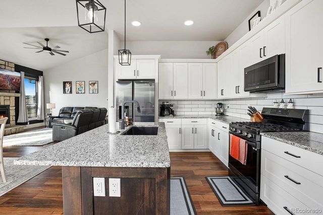 894 Turkey Roost Drive, Livermore, CO 80536