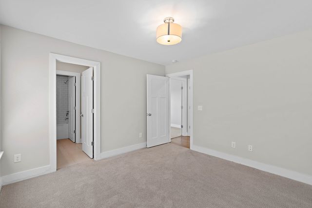 733 Mill Creek Meadow Dr, Nashville, TN 37214