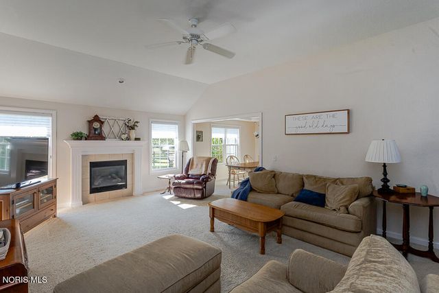 7017 Shadowridge Drive, Waterville, OH 43566