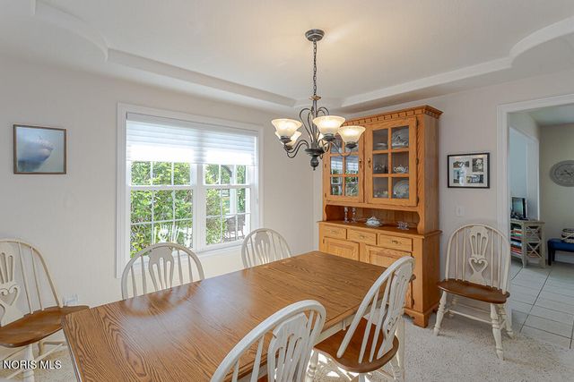 7017 Shadowridge Drive, Waterville, OH 43566