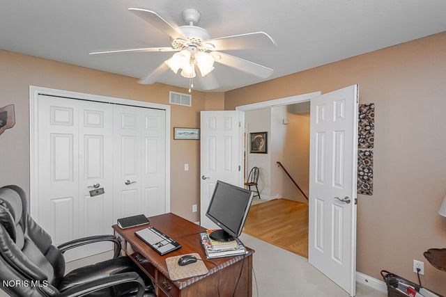 7017 Shadowridge Drive, Waterville, OH 43566
