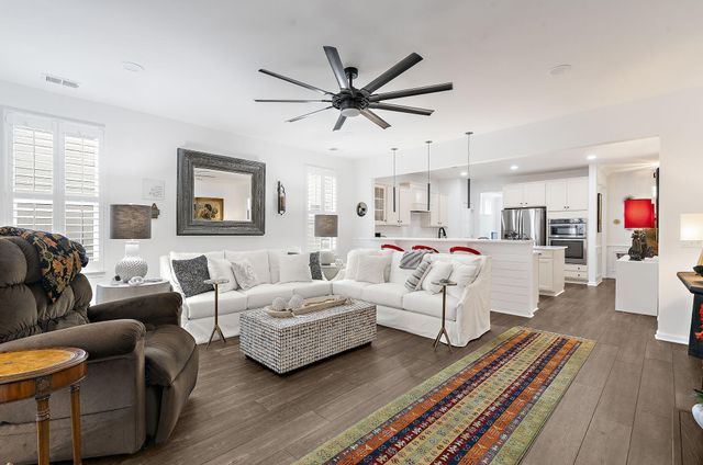 1822 Grovehurst Drive, Charleston, SC 29414