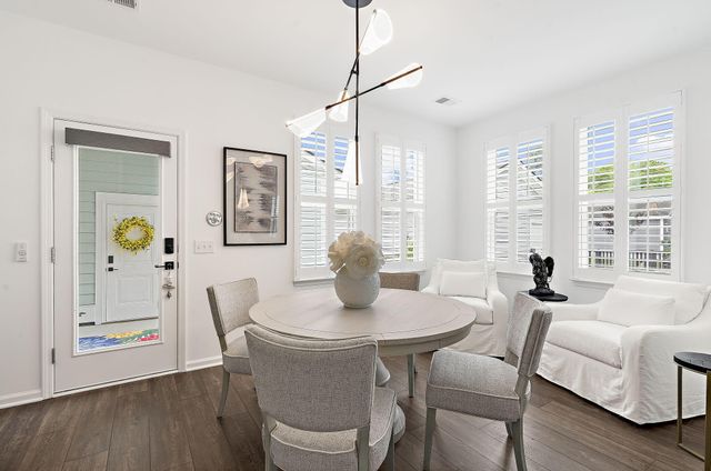 1822 Grovehurst Drive, Charleston, SC 29414
