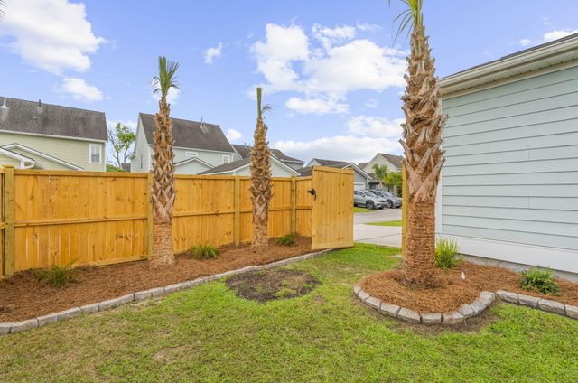 1822 Grovehurst Drive, Charleston, SC 29414