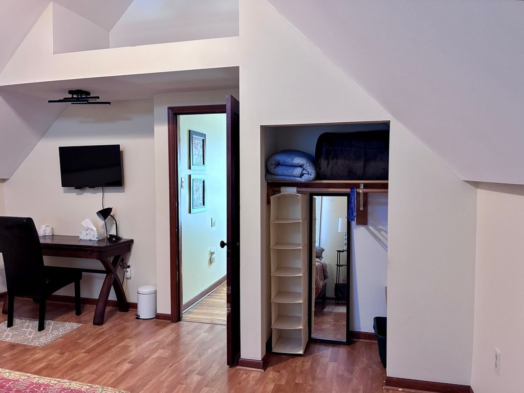 Image 27 of property listing at 122 W Page Street, Sycamore, IL 60178