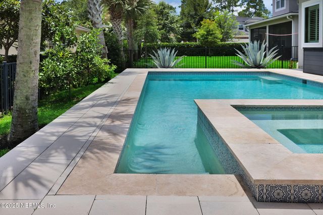 303 GULFSTREAM Way, Ponte Vedra, FL 32081