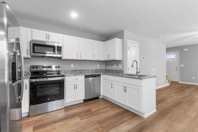540A Elder, Clarksville, TN 37040