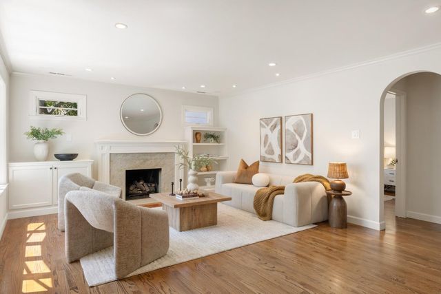 893 Colorado Avenue, Palo Alto, CA 94303