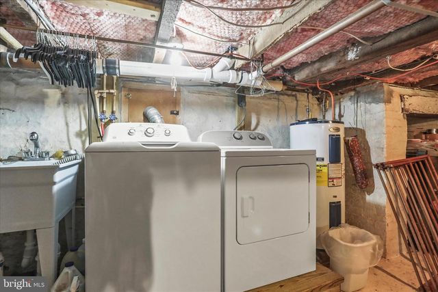 125 HICKORY LN, Hanover, PA 17331
