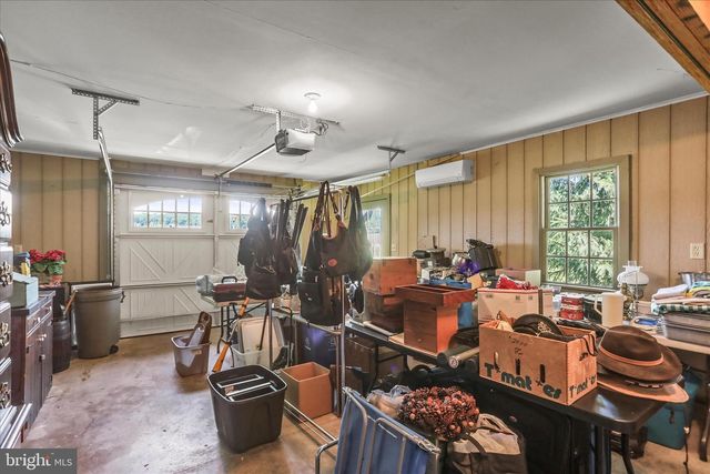125 HICKORY LN, Hanover, PA 17331