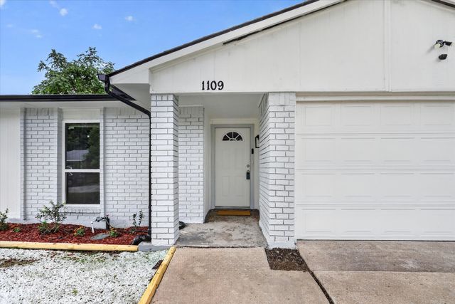 1109 Coffeyville Trail, Grand Prairie, TX 75052