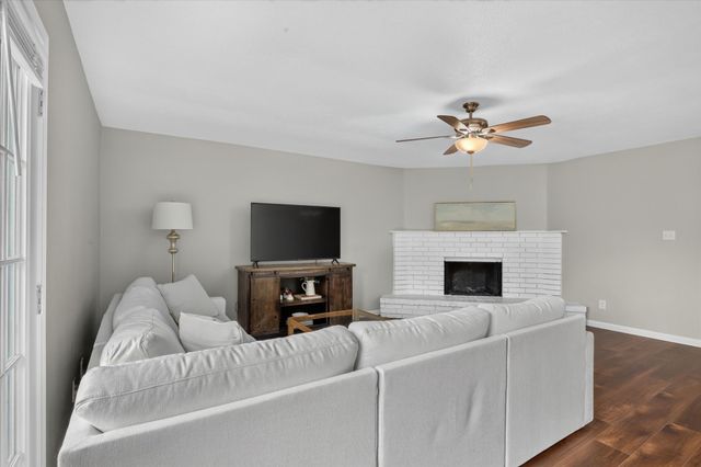 1109 Coffeyville Trail, Grand Prairie, TX 75052