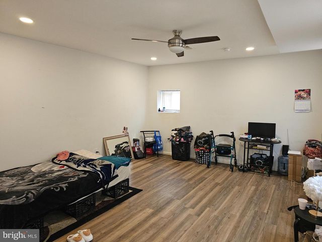 2101 N MARSHALL ST, Philadelphia, PA 19122